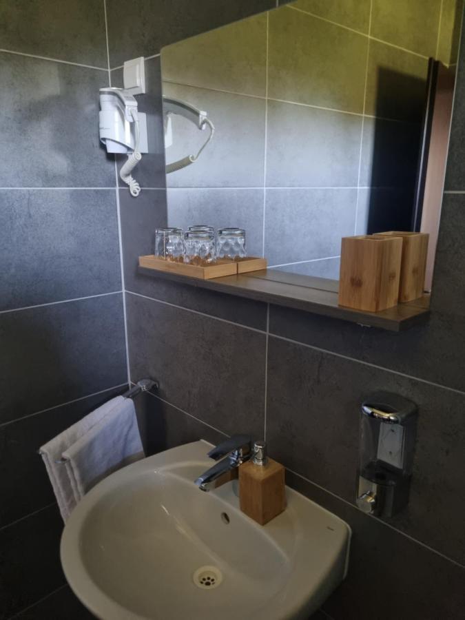4 Seasons Guest House Rakovica Exterior photo